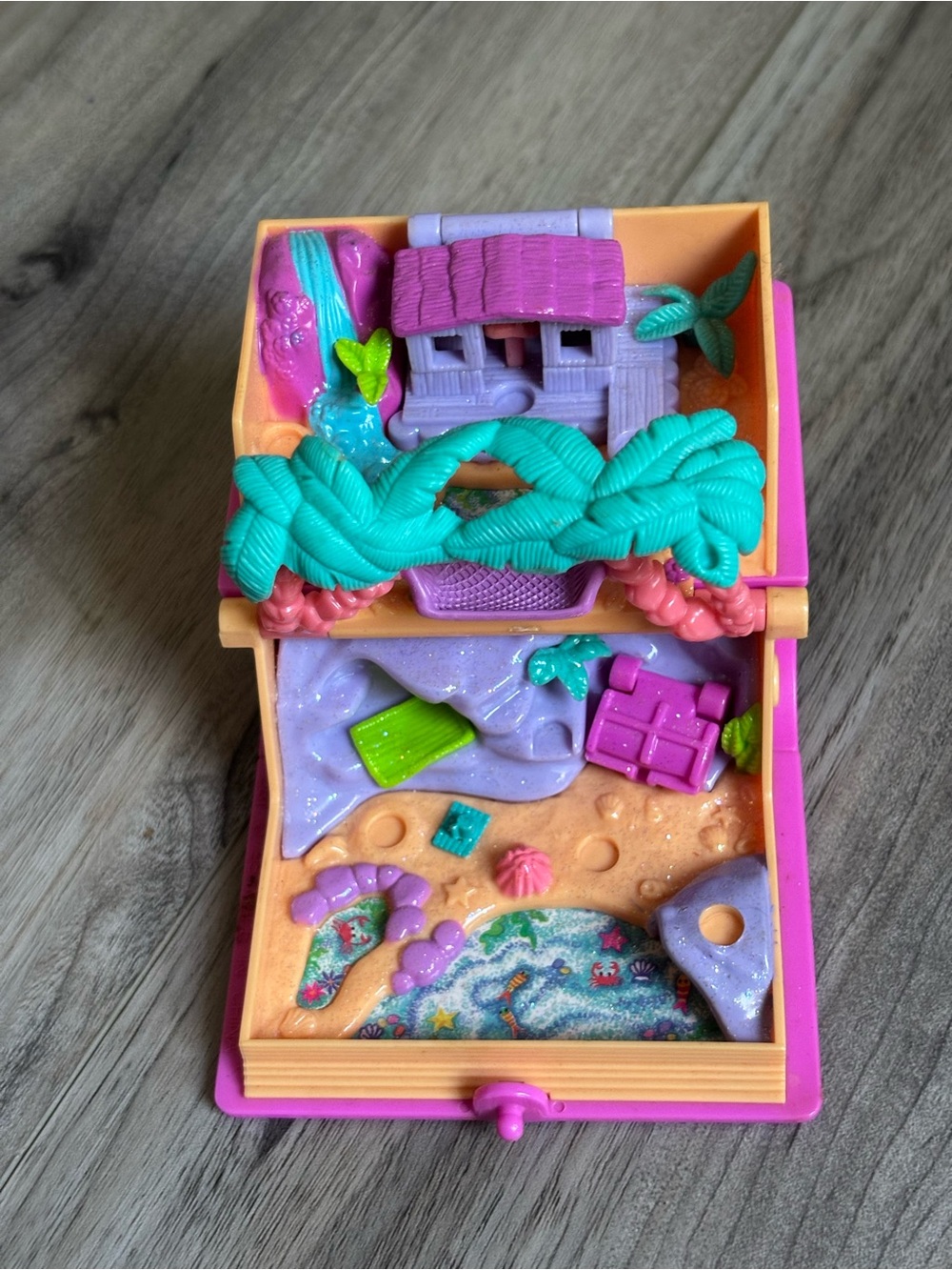 Glitter Island - vintage 90s Polly Pocket